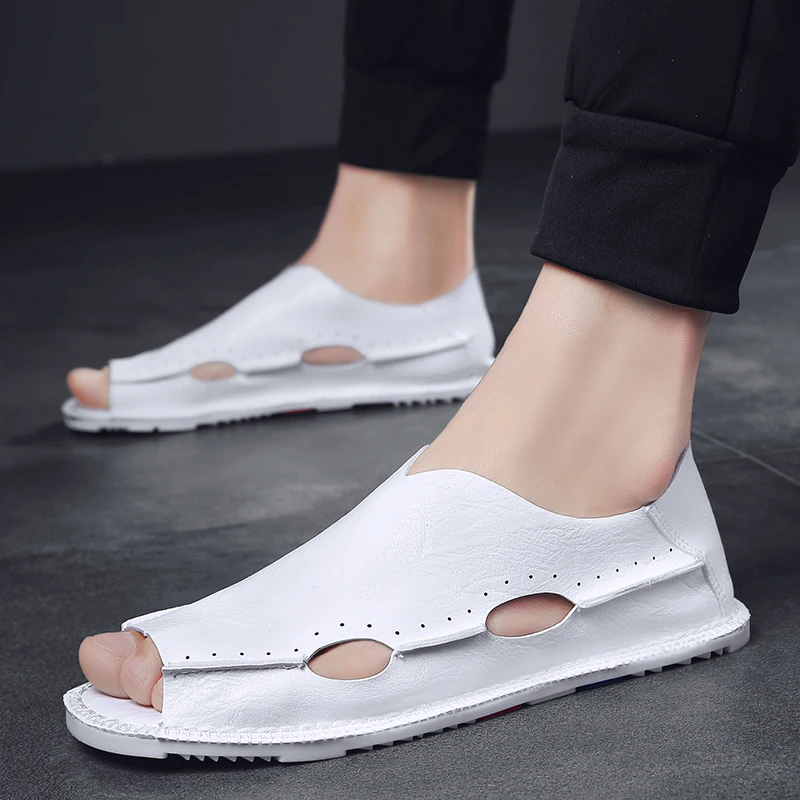 

2019 New Men Waterproof Sandals Microfiber Leather Outdoor Beach Shoes Male Sewing Black White Hollow Out Summer Soft Sneakers