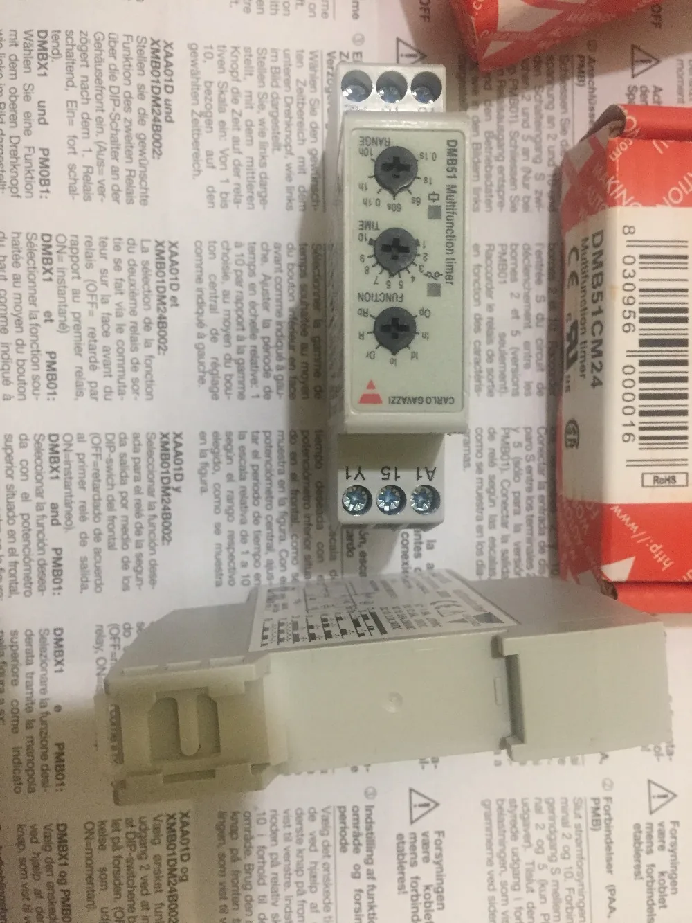 Relé Dmb51cm24 24240vac 5060hz do Tempo de Carlo Gavazzi