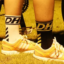 1 пара дышащий и износостойкие открытый MTB Велосипеды Носки спортивные Носки Велосипеды Носки унисекс гольфы для осень-зима