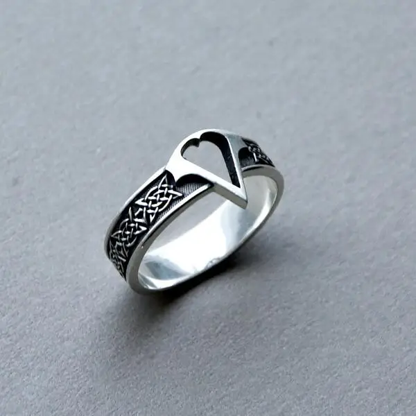 Купить 2016 assassins creed логотип titanium стальное кольцо, assassins ...