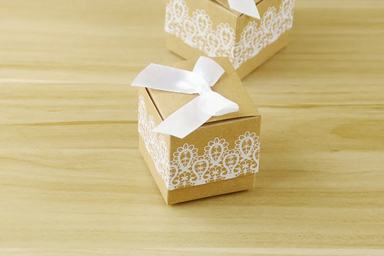 100 шт кружева бантом крафт бумажные коробки конфет Печенье Шоколадный контейнер Подарочная коробка на день рождения свадебные декоративные сувениры