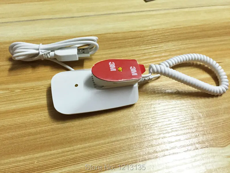 mobile_phone_security_display_alarm_holder_with_USB_Type_c_Micro_lightning_charger_cable_for_samrtphone