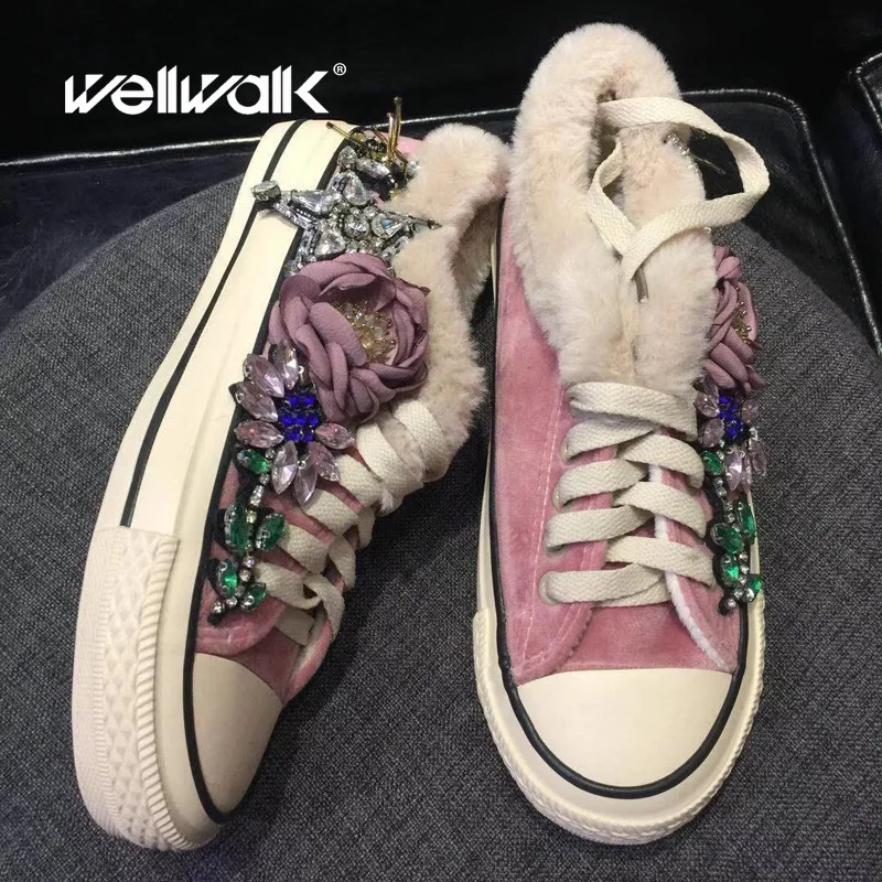 

Handcraft Crystals Decor Canvas Shoes Women Fur Sneakers Winter Furry Skate Shoes Ladies Winter Casual Shoes Autumn