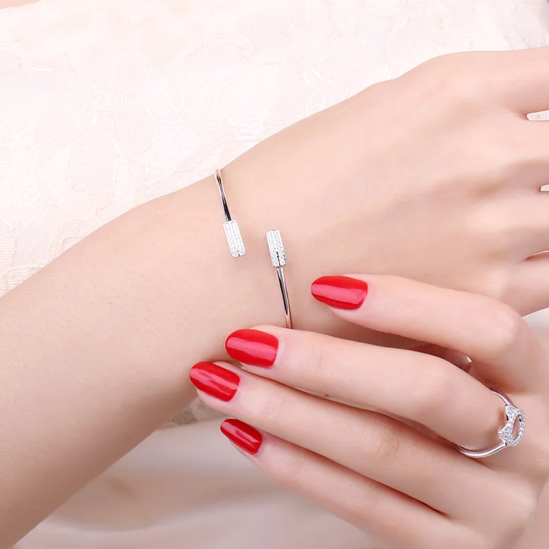 AB879899-XQ-RUS_06A
