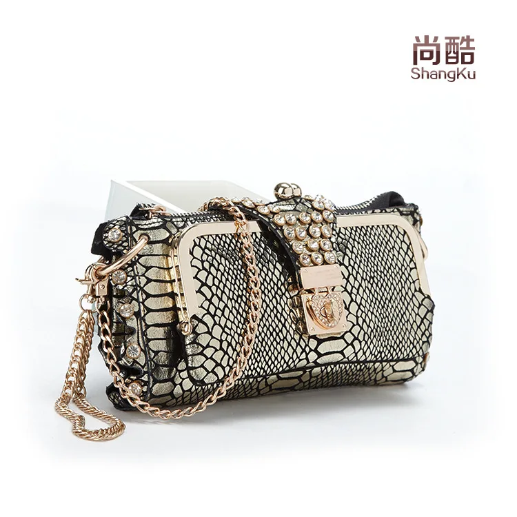 Women Purses And Handbags Leather Diamonds Chains Gold black Fashion Serpentine Clutch Wallets Evening Bags Women Purses And Handbags Leather Diamonds Chains Gold black Fashion Serpentine Clutch Wallets Evening Bags