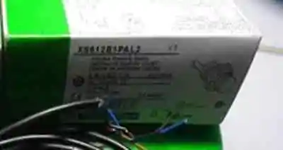 

DHL/EMS 2 Sets 1PC NEW Schneider Proximity Sensor XS612B1PAL2