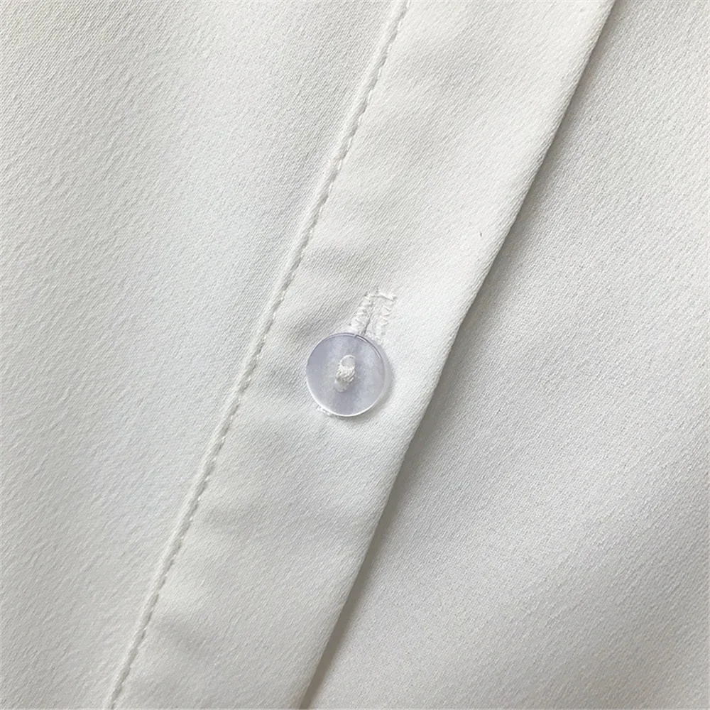 High quality Red Chiffon Wide neck Loose Shirt Office Top 2018 Working Women Blouse Shirt Half Loose Sleeve Summer Elegant top (3)