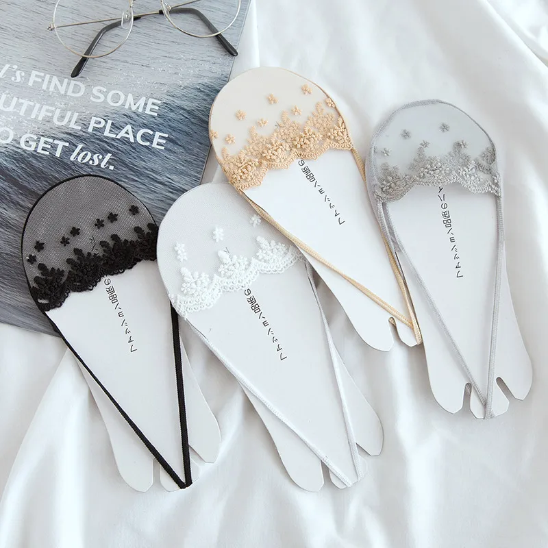

SP&CITY 4Pairs New Summer Women Floral Lace Boat Socks Thin Hollow Out Invisible High Heel Socks Ladies Soft Sock Slippers