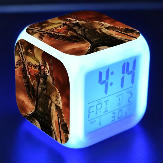 Move Game Fallout 4 Character LED Digital Alarm Clock reloj despertador