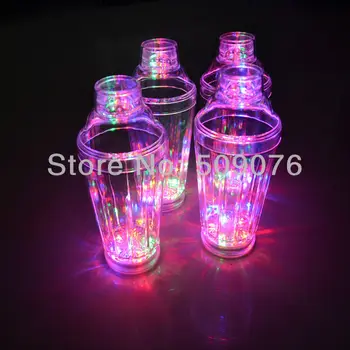 

Free shipping Big Mouth Led Blinking Cocktail Shaker 3 LED Color Modes Strainer 19 oz Plastic