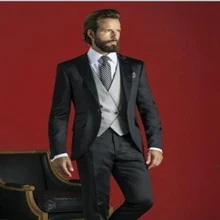 Модные Для мужчин костюмы черный деловой строгий костюм Однобортный заказ женихи Для мужчин смокинг, костюм жениха костюмы для мальчиков(пиджак+ жилет+ галстук-бабочка+ штаны