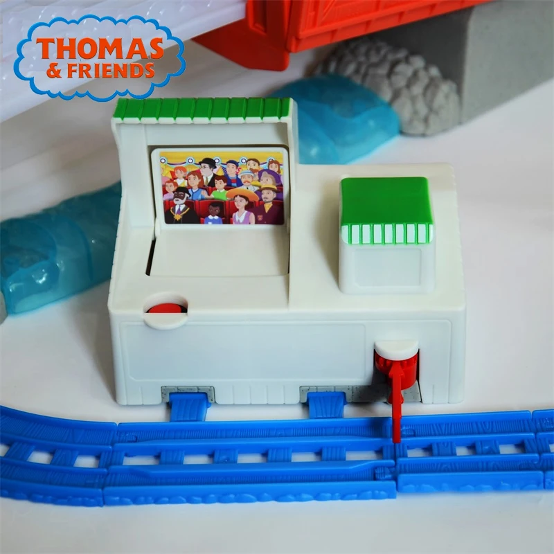 Аниме развивающие Томас и Друзья литая под давлением мини-железная дорога поезд трек Brinquedos DFL93 Перси для детей подарок на день рождения