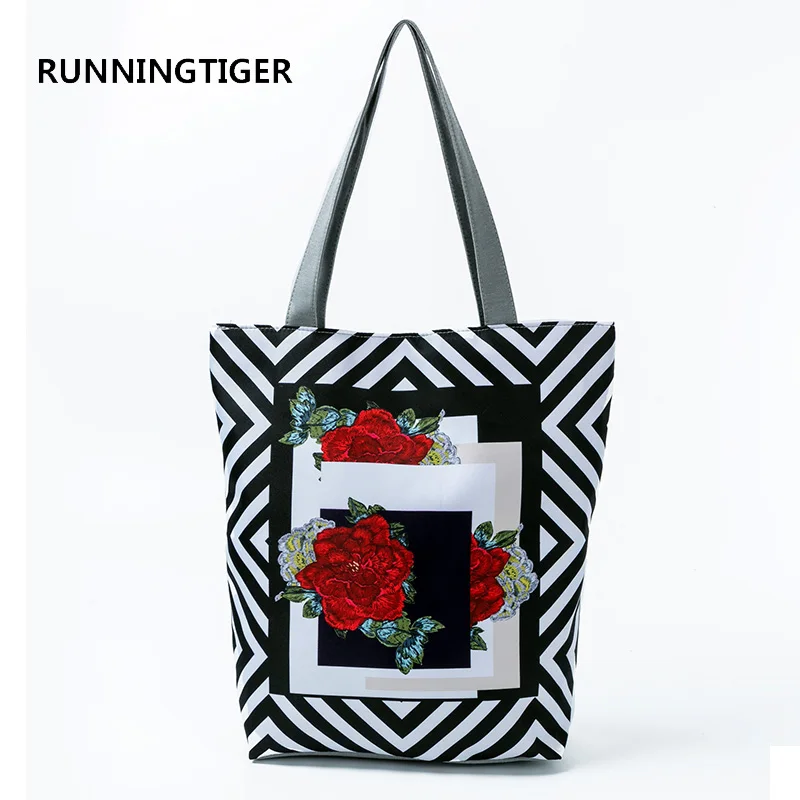 

RUNNINGTIGER Imitation Embroidery Design Shoulder Bag Women Floral Printed Tote Handbag Female Summer Beach Bag Shopping Bag
