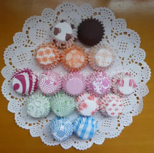

300 Pcs Per Lot High Temperature 5.5CM Paper Cake Cup Liners Baking Cupcake Cases Muffin Cake Tray Mini Cups Colorful