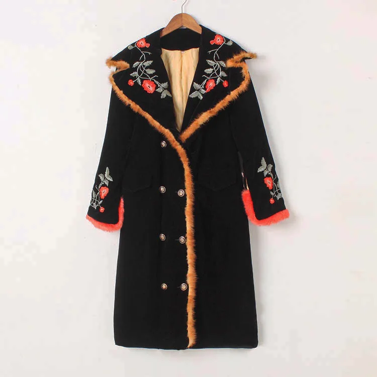 

2017 Autumn Winter Runway Designer Black Velvet Flowers Embroidery Turn-Down Collar Jacket Coat Double Breast Mink Fur Panel
