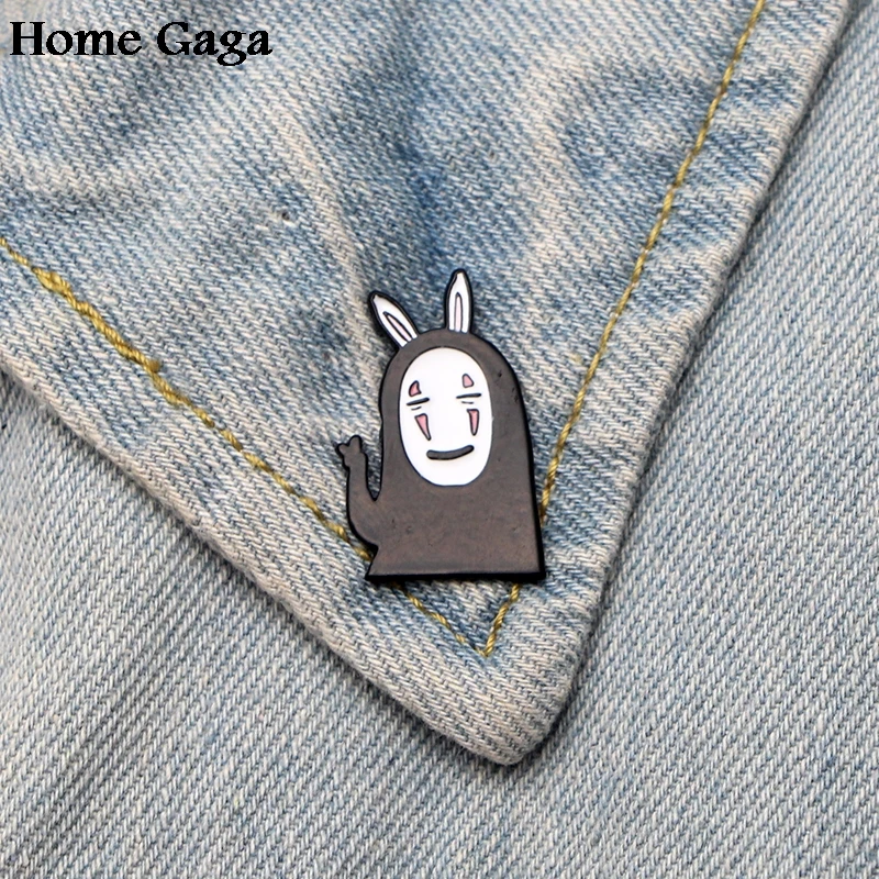 

Homegaga Spirited Away No face man Zinc pins para backpack pride clothes medal bag shirt hat badges brooches for men women D1817