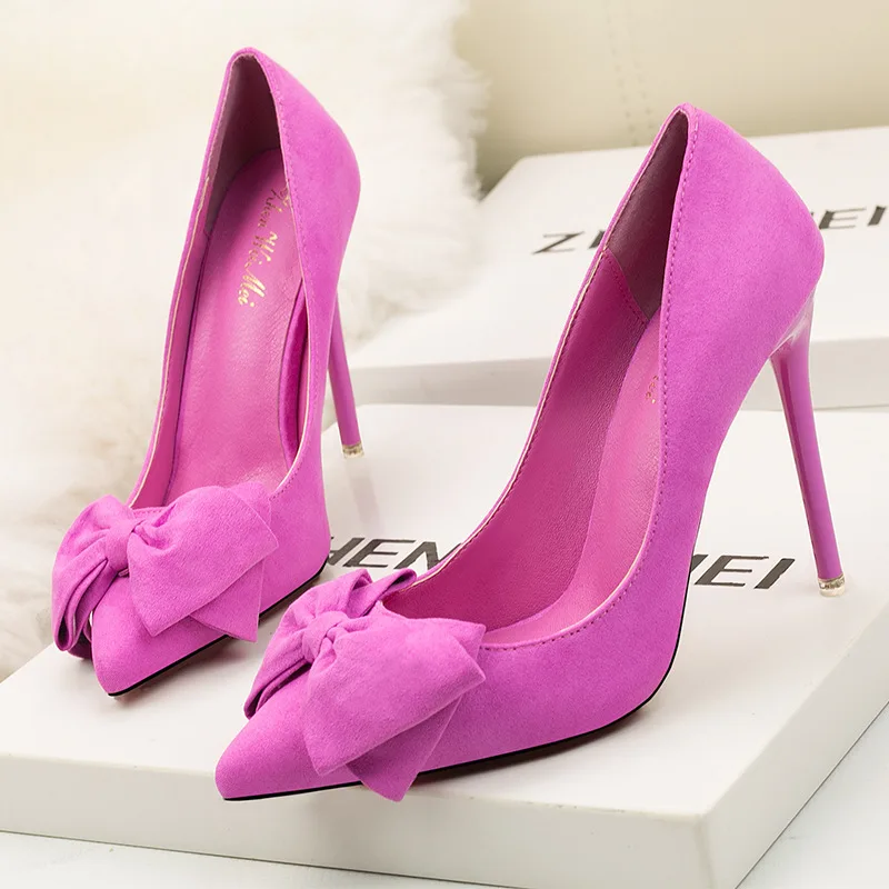 Женские повседневные туфли-лодочки синего цвета в Корейском стиле; Новинка года; красивые женские туфли на высоком каблуке-шпильке; замшевые туфли-лодочки с острым носком - Цвет: Розово-красный