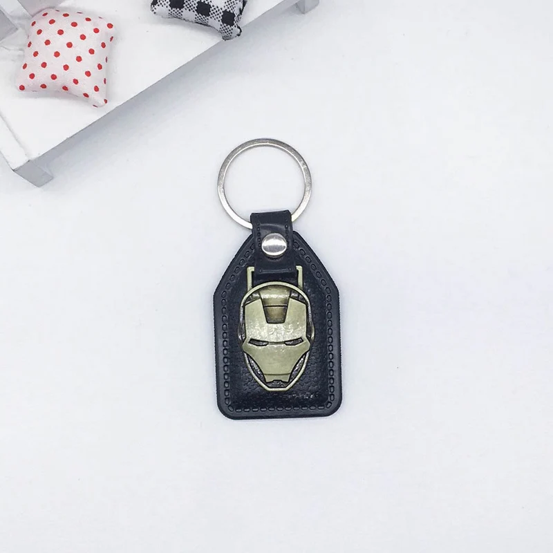 

2018 Custom Men Leather Anime Key Chain Superhero iron Man Keychain Metal Car Key Ring Spiderman Holder Jewelry Gift Souvenirs