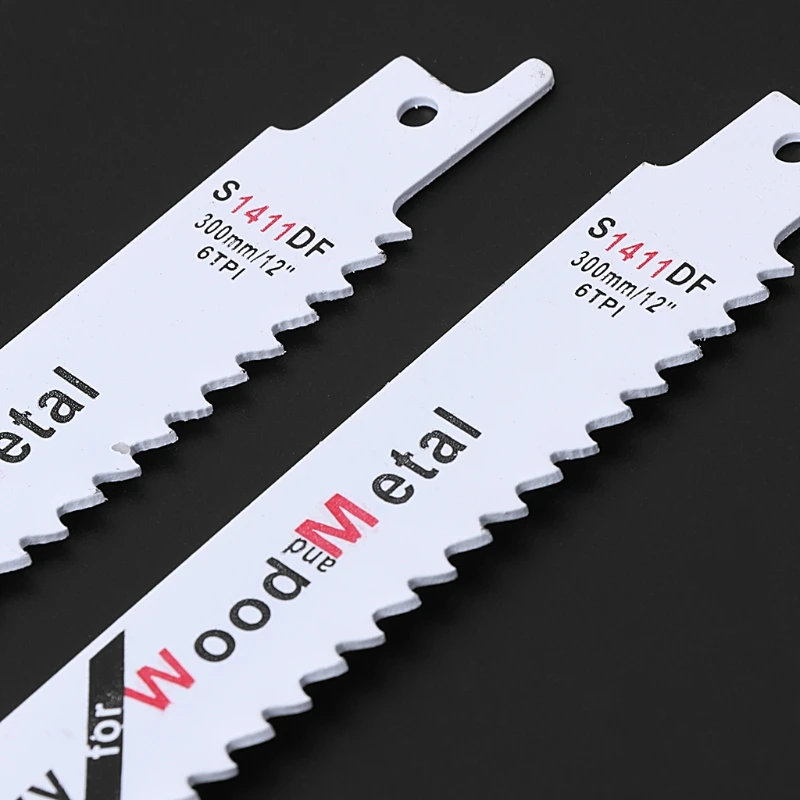 

2pcs High Carbon Steel Reciprocating Saw Blades For Metal Wood Cutting Tools