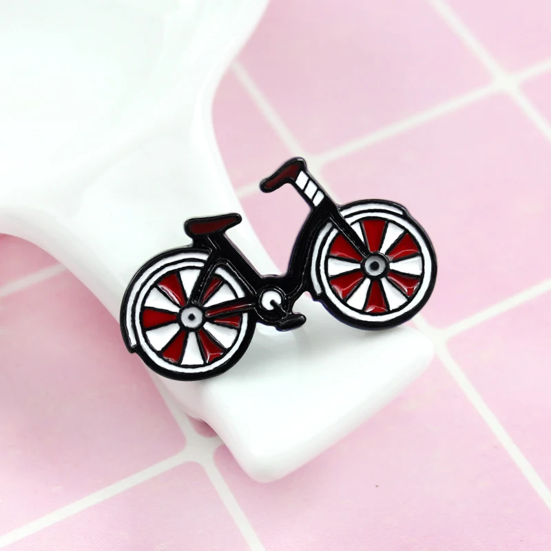 

2018 Winter New Arrival Black And Red Bicycle Shape Brooch Pins Gift For Friend Or Bike Amateur Cute And Romantic Trendy Style