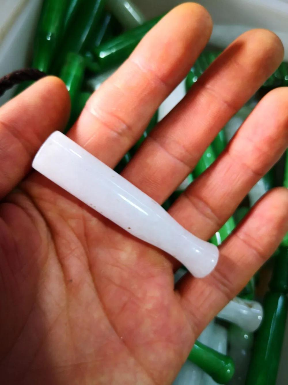 

Hetian natural jade tobacco cigarette holder