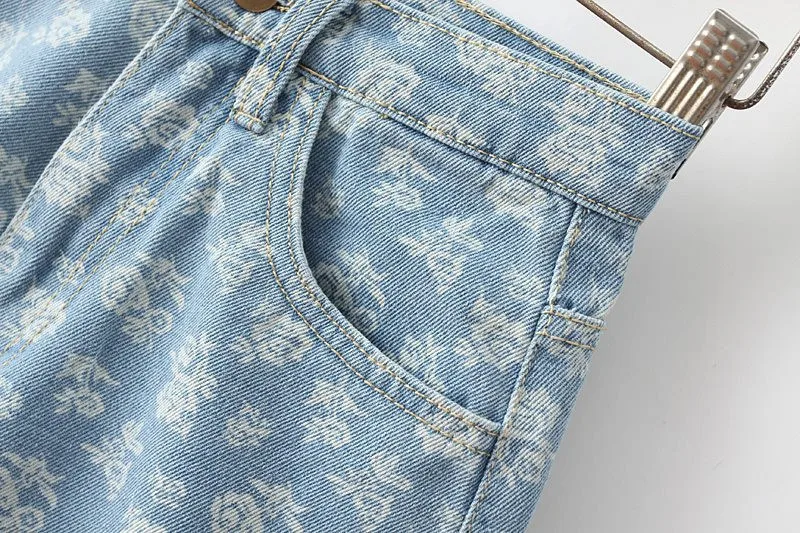 1372181365_348410488