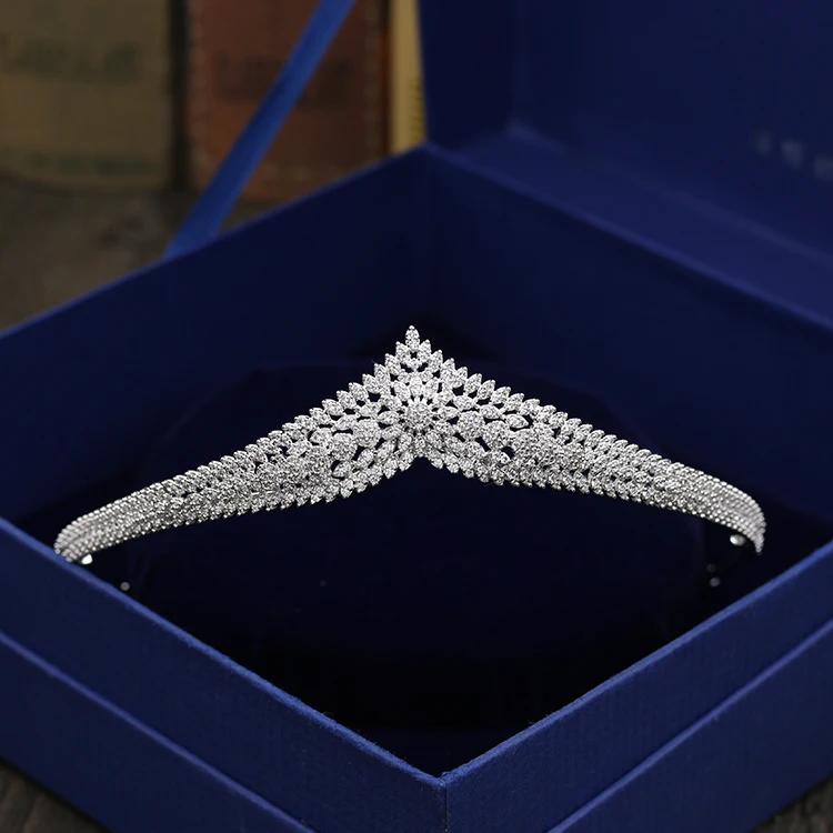 

Fashion luxurious crystal elegant CZ zircon dressing crown wedding bride dinner banquet Beauty tiaras jewelry free shipping