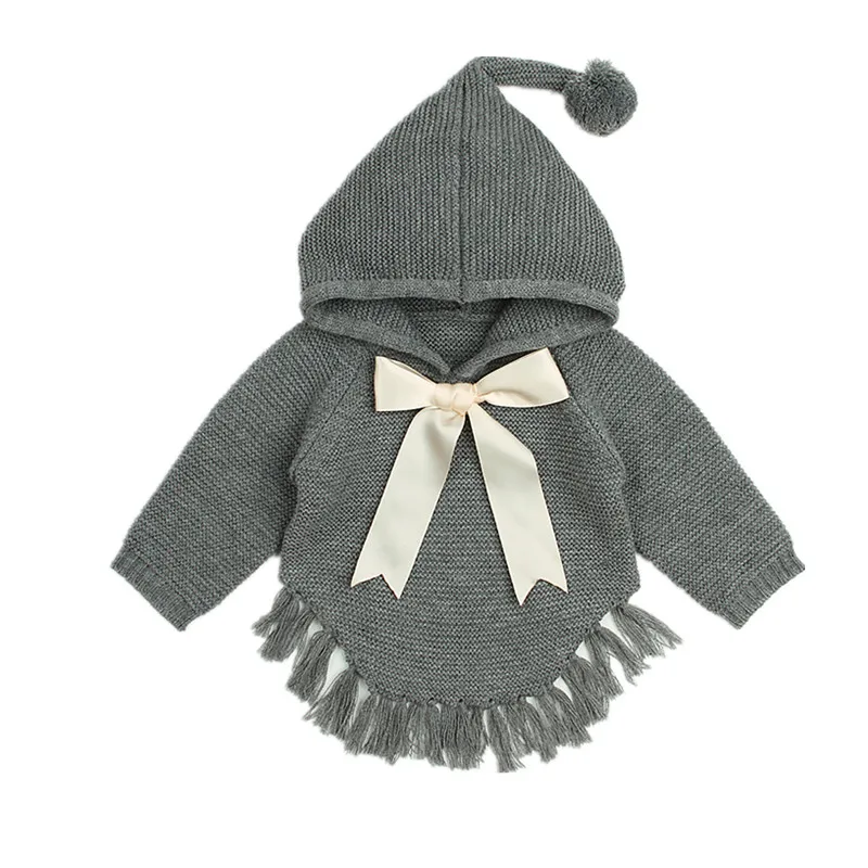 Новинка; осенние свитера для малышей; вязаное пальто с капюшоном для маленьких девочек; стильная теплая одежда с кисточками для маленьких девочек; свитер с бантом для девочек; верхняя одежда