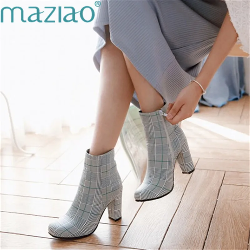 

Newest Plaid Fabrics Ankle Boots Women Thick High Heels Chelsea Boots Ladies Square Toe Winter Martin Boots Short Boots MAZIAO