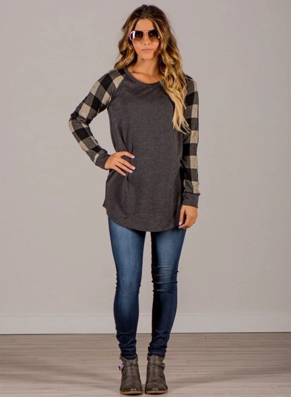 women-s-round-neck-plaid-sleeve-pullover-tee-shirt (1)