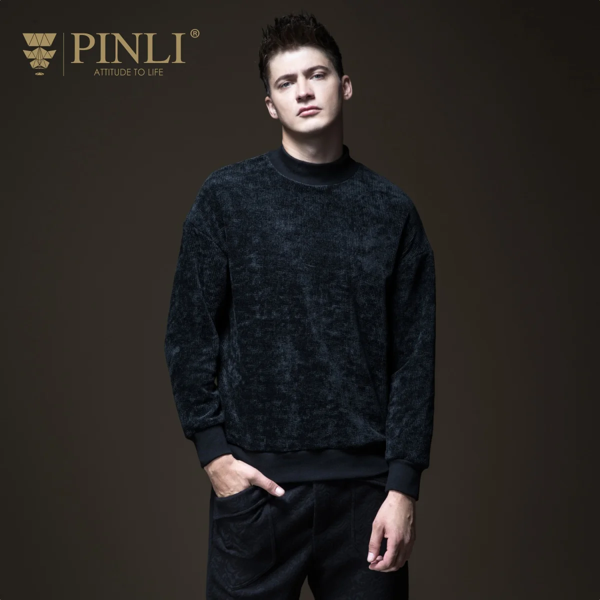 2019 Мужское пальто регулярные Pinli продукт сделал новые осенние мужская одежда свободные черепаха шеи свитер с высоким воротом B183510626