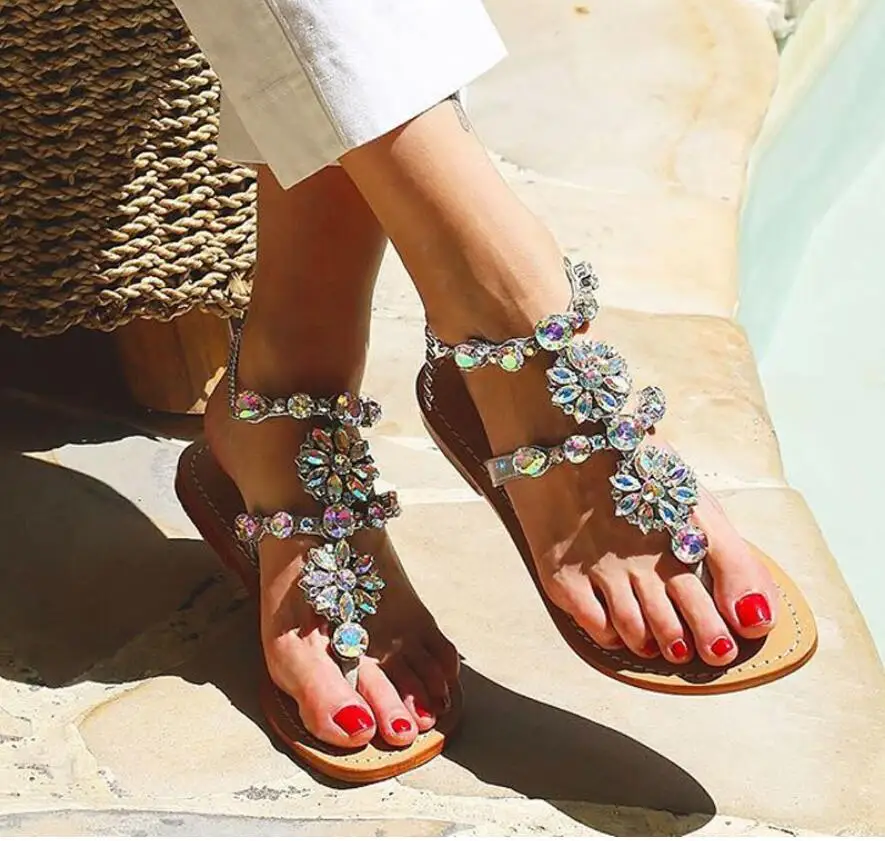 

Woman Sandals Women Shoes Rhinestones Chains Thong Gladiator Flat Sandals Crystal Chaussure Plus Size 43 tenis feminino