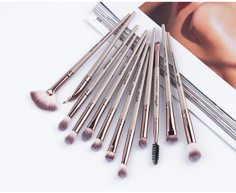 makeup brushes (9)