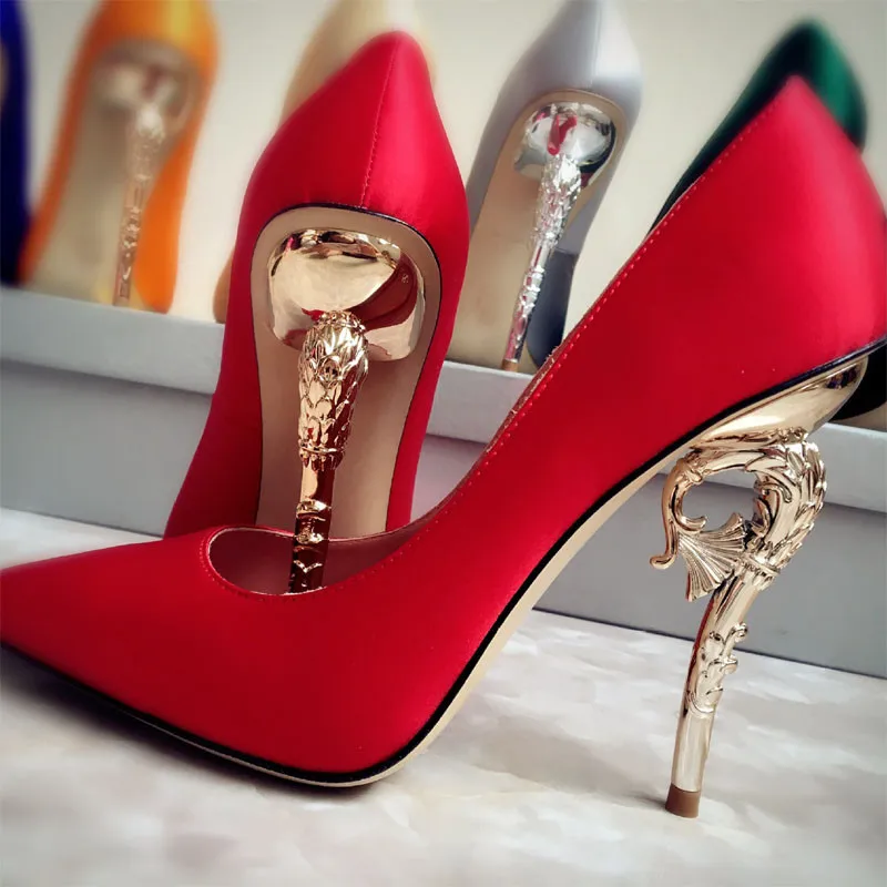 bleu Beige Métal Arrivée En Stiletto orange Femmes Pompes Luxe Étrange Mode Hauts Pointu Mariage Chaussures Satin Haut Talon Talons Sexy À Bout rouge Nouvelle Femme black De vert gris BPSSw