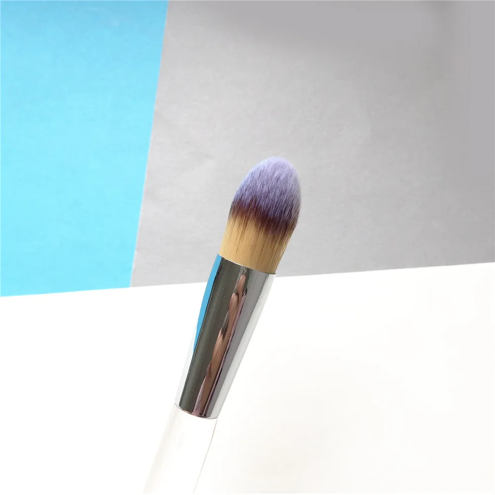 TRISH MCEVOY 84 COMPLEXION ENHANCER BRUSH _ 5