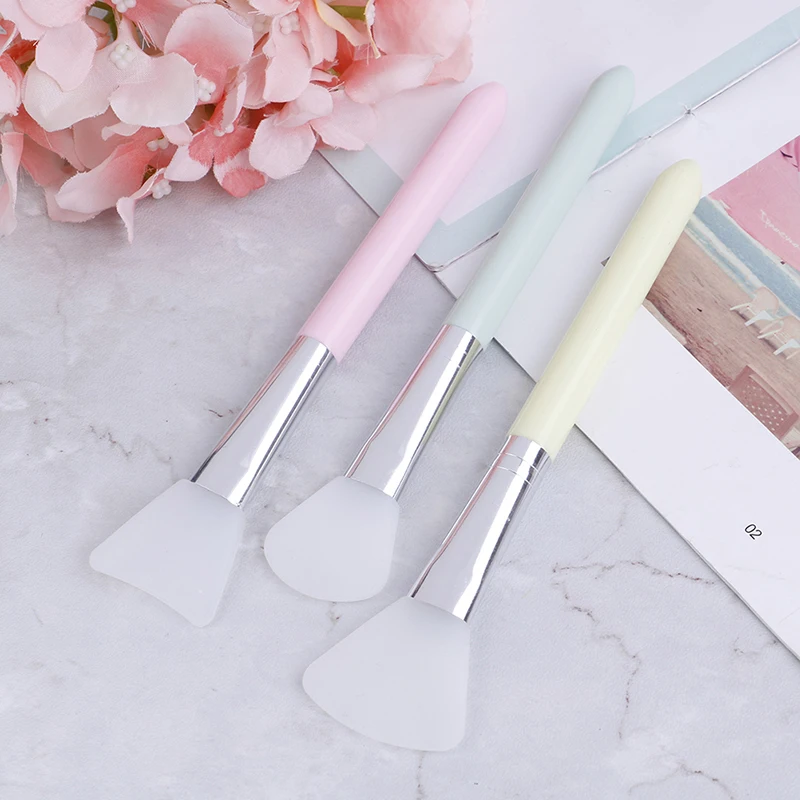 1Pcs Silicone Mask Brush Soft Skin Care Mud Mixing Face Mask Makeup Brushes Wooden Handle Facial Foundation