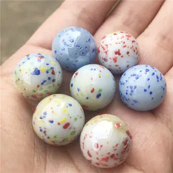 

Free shipping 100pcs/lot 16mm white porcelain sesame marbles mixed colors cream glass marbles accessories jump chess pieces
