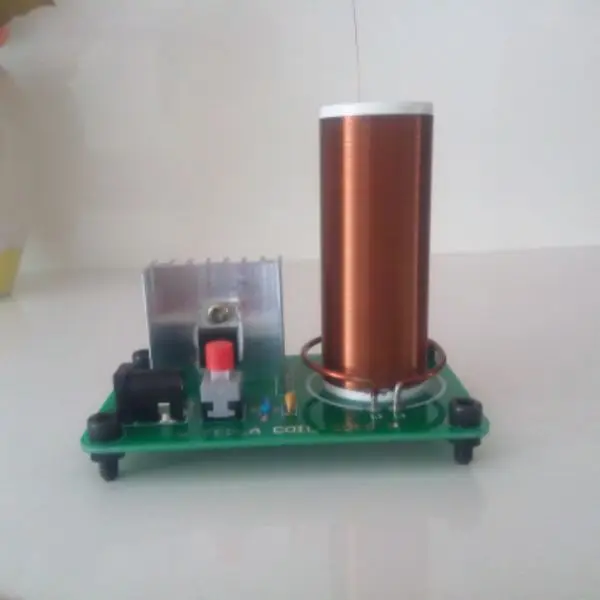 Электронные игрушки/катушка Tesla/Беспроводная передача/освещение/дуговой Спрей