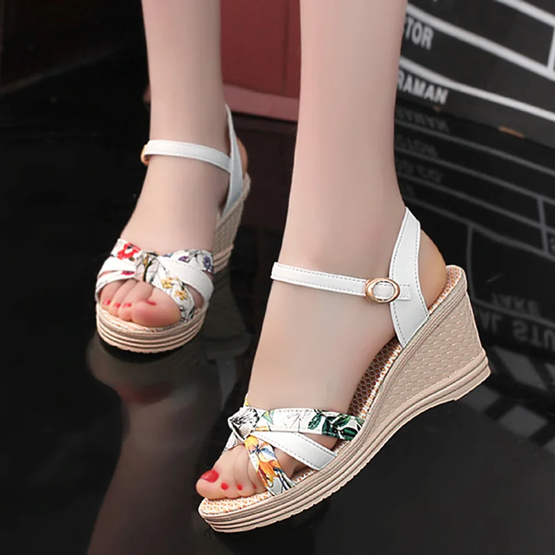 

LAKESHI Women Sandals 2018 Summer Shoes Fashion Women Shoes Female Ladies Shoes