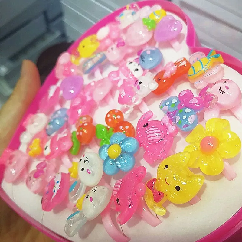 

Green Sweet Cute Diverse Fancy Children Love Gift Box 36 Pack Children's Jewelry Ring