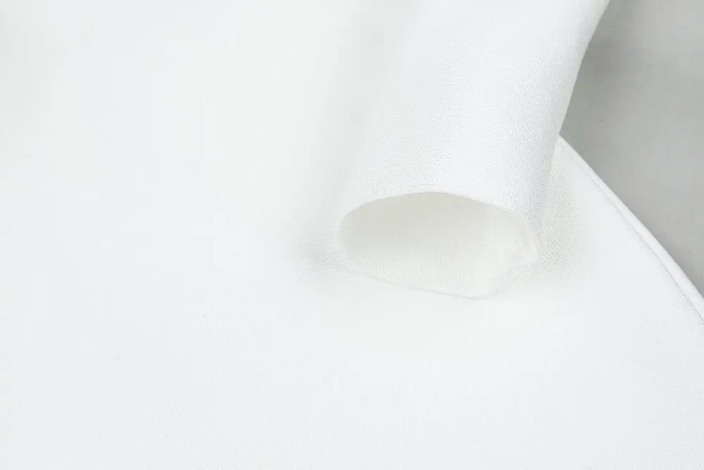 o8xXJ[1]