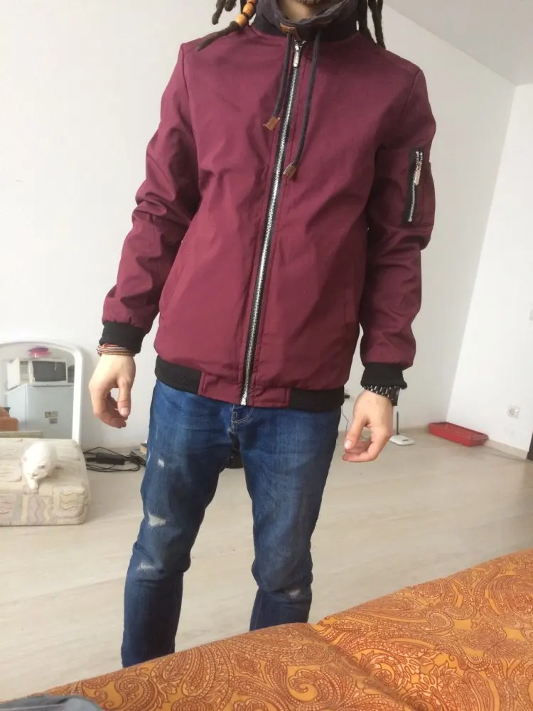 UTB8awAuyarFXKJk43Ovq6ybnpXas