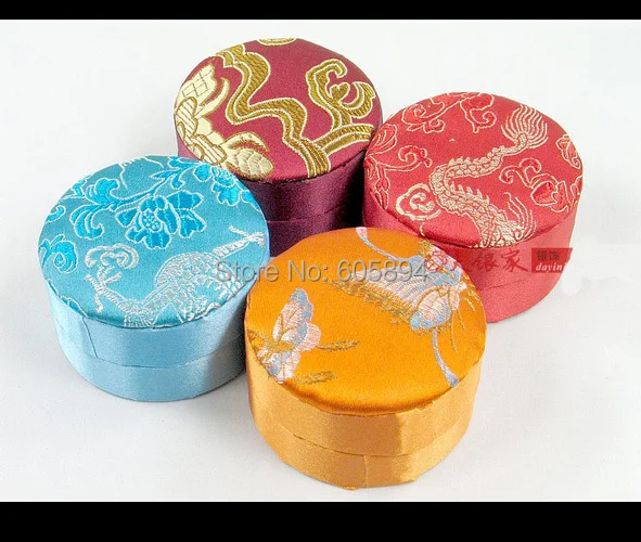 

Round Floral Small Jewelry Gift Box Decorative Silk Brocade Carboard Ring Earring Stud Pendant Bracelet Storage Cases Packaging