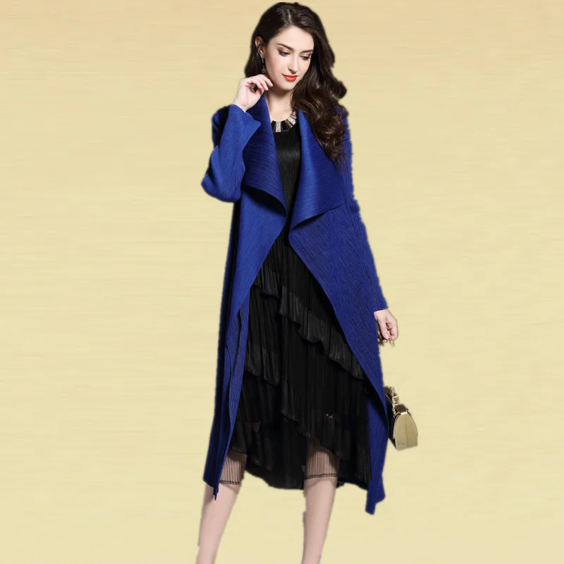 

2018 New Issey Miyake Pleated Women Trench Long Slim Open Stitch Coat for Women Plus Size Fahion Draped Women clothes Trench
