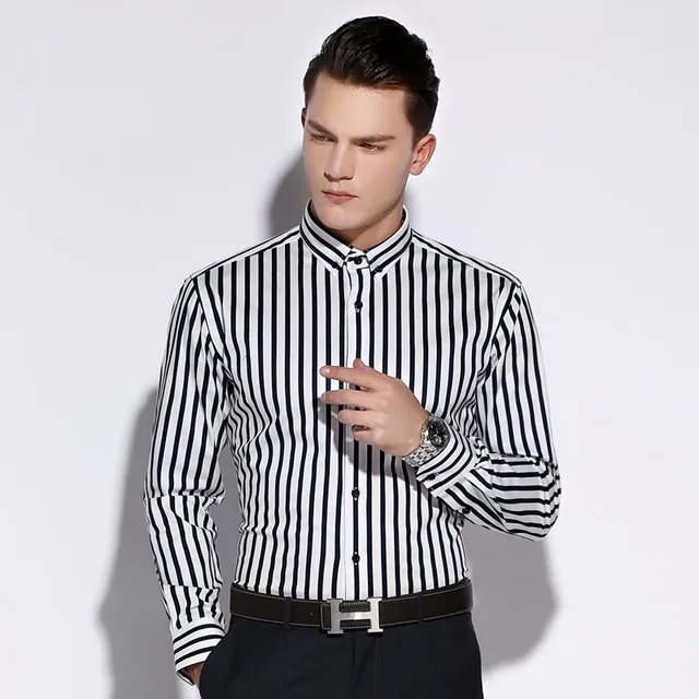 camisa de rayas verticales hombre