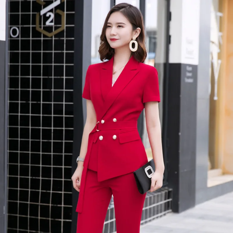 

Red suit suit female new fashion red temperament OL short sleeve business professional wear black small suit two-piece suit