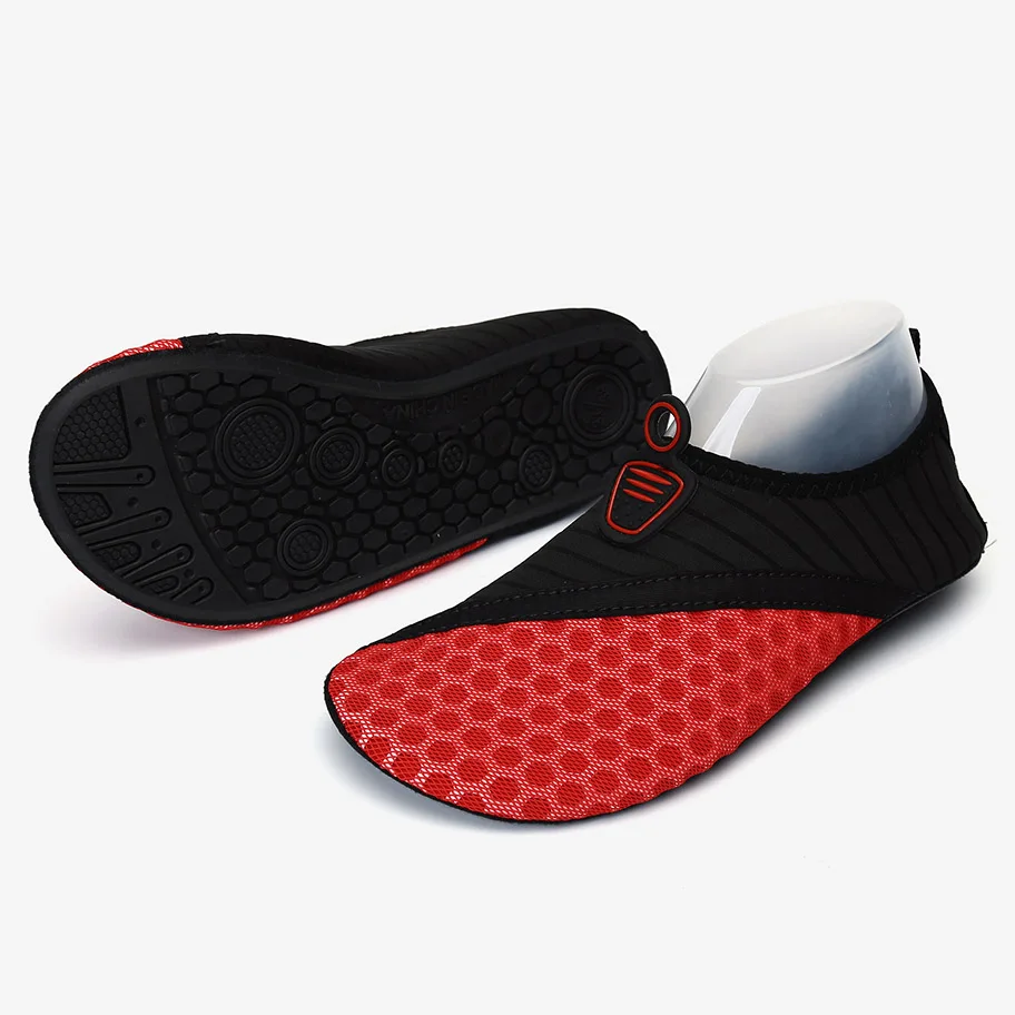 Тапочки, обувь для плавания, морской Аква, плавание серфинг, босиком, водные ботиночки, пляжная обувь для женщин и мужчин, быстросохнущие кроссовки - Цвет: Красный