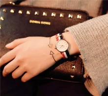 Watch female students Korean version of the simple retro trend Korean cute casual atmosphere female models small dial