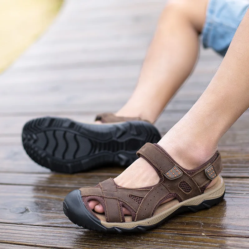 Мужские сандалии; коллекция года; пляжные сандалии из натуральной кожи с дышащей сеткой; универсальная повседневная обувь; большие размеры 39-48; AA10050