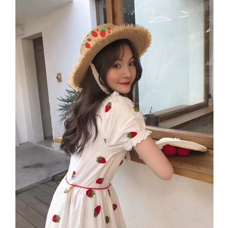 

2019 Limited Ukraine Vestido De Festa Dress Women French Vintage Dress Summer Short Sleeve V-neck Lace Strawberry Maxi Women